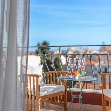 La Fabrique A Poupees - Et De Charme Au Coeur De Bed & Breakfast 4*