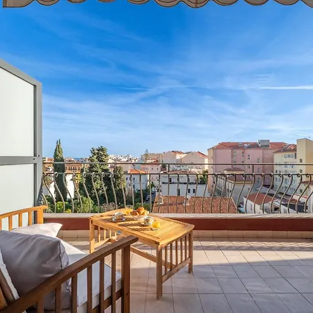 Bed & Breakfast La Fabrique A Poupees - Et De Charme Au Coeur De 4*