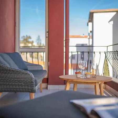 Bed & Breakfast La Fabrique A Poupees - Et De Charme Au Coeur De Menton