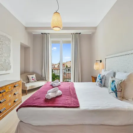 Bed & Breakfast La Fabrique A Poupees - Et De Charme Au Coeur De 4*